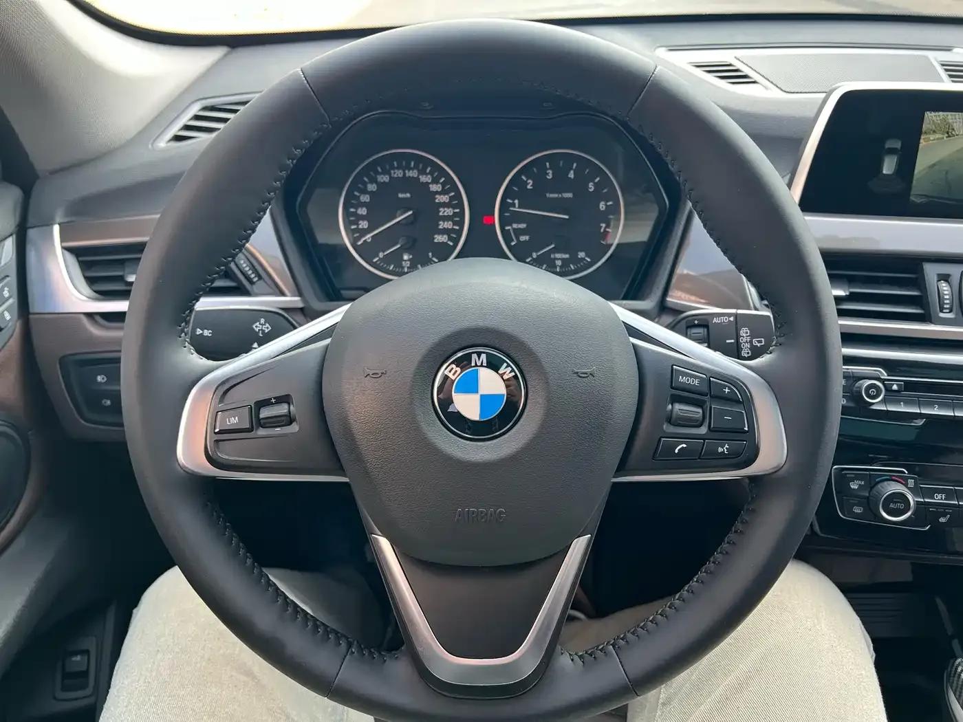 BMW X1 2018 xDrive20Li Premium — миниатюра 19