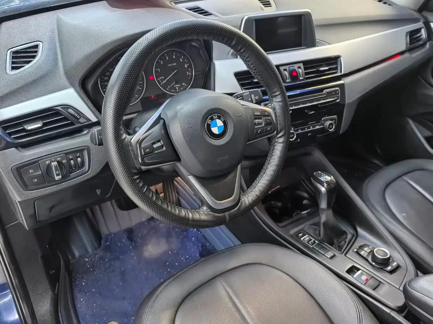 BMW X1 2018 sDrive18Li Fashion Edition — миниатюра 8