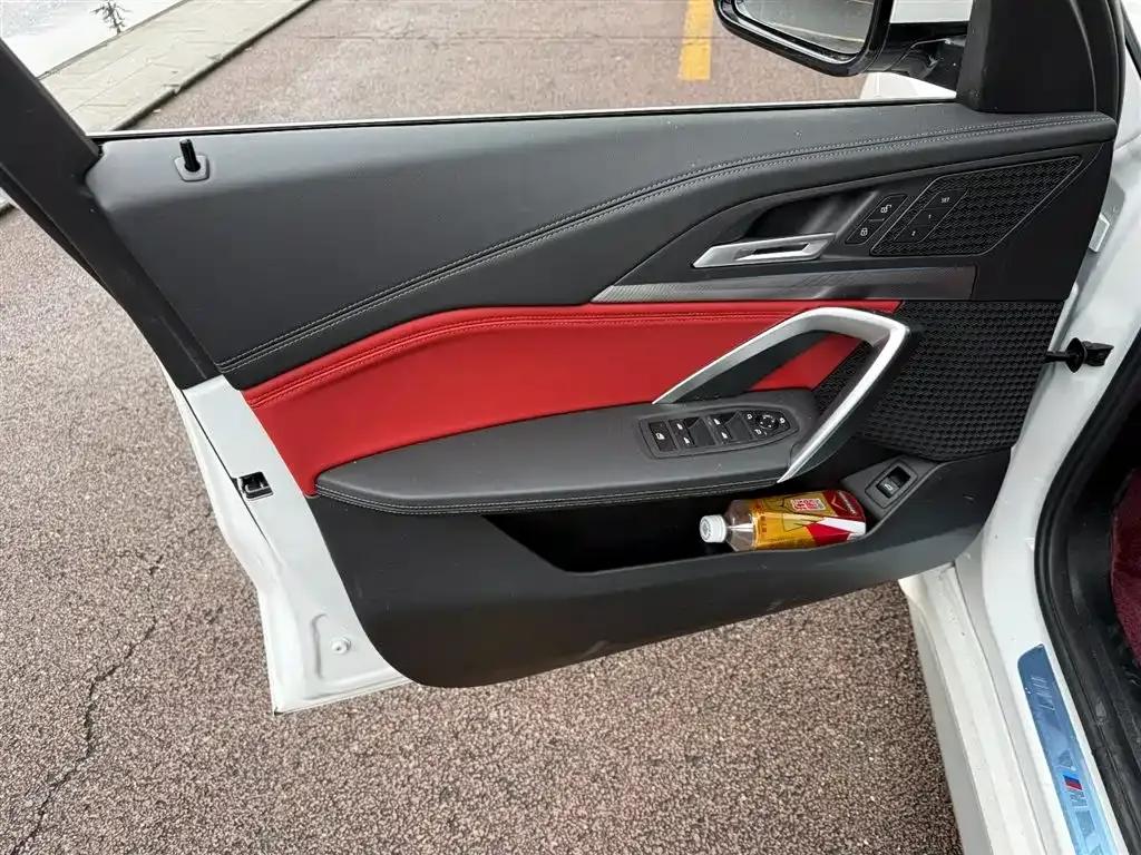 BMW X1 2023 sDrive25Li M Sport Package — миниатюра 6