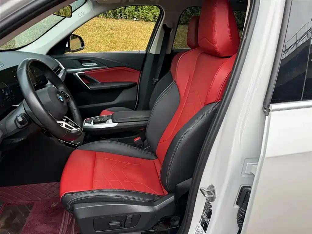 BMW X1 2023 sDrive25Li M Sport Package — миниатюра 8