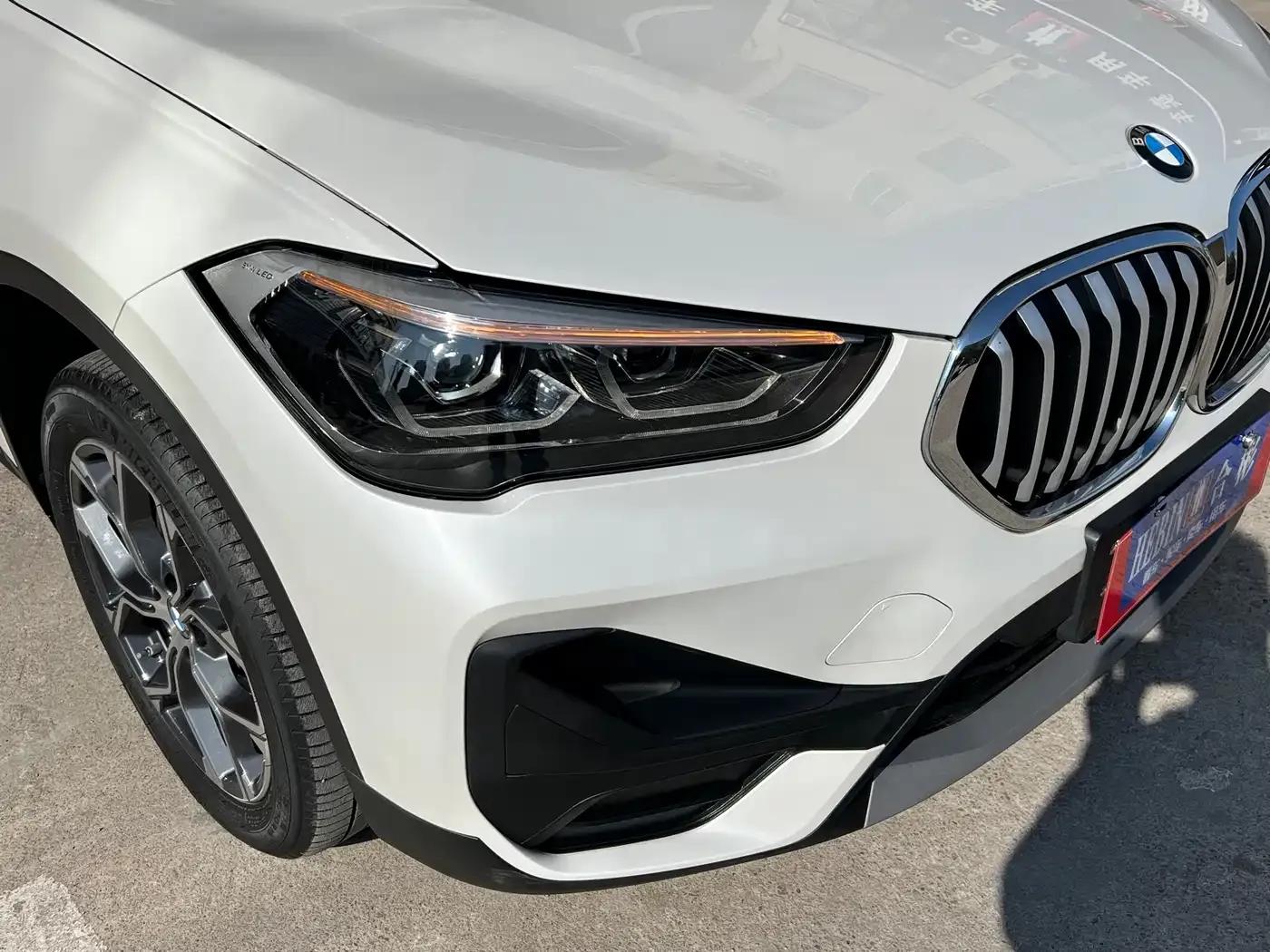 BMW X1 2021 sDrive25Li Leading Edition — миниатюра 32