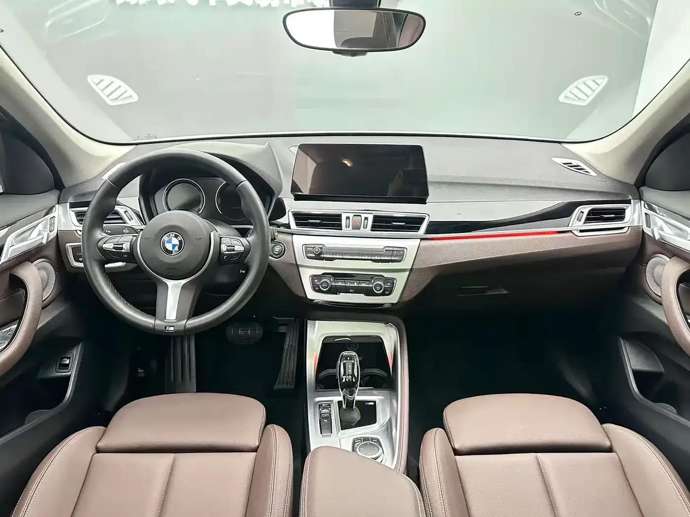 BMW X1 2022 sDrive25Li Leading Edition — миниатюра 5