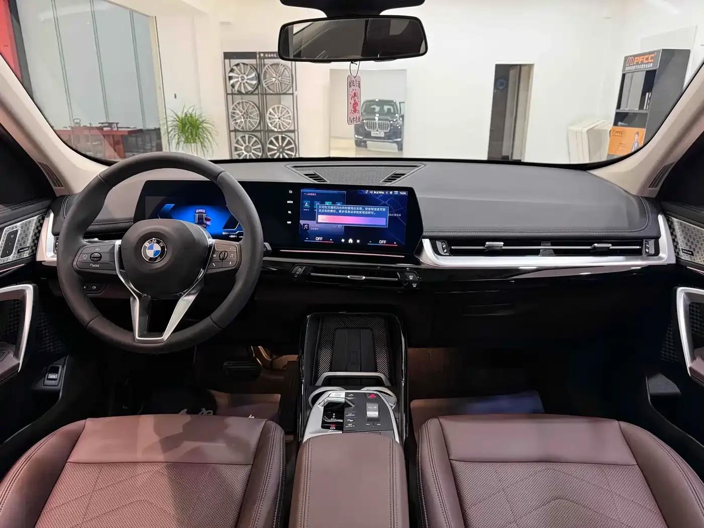 2024 BMW X1 sDrive25Li M Sport Package — миниатюра 13