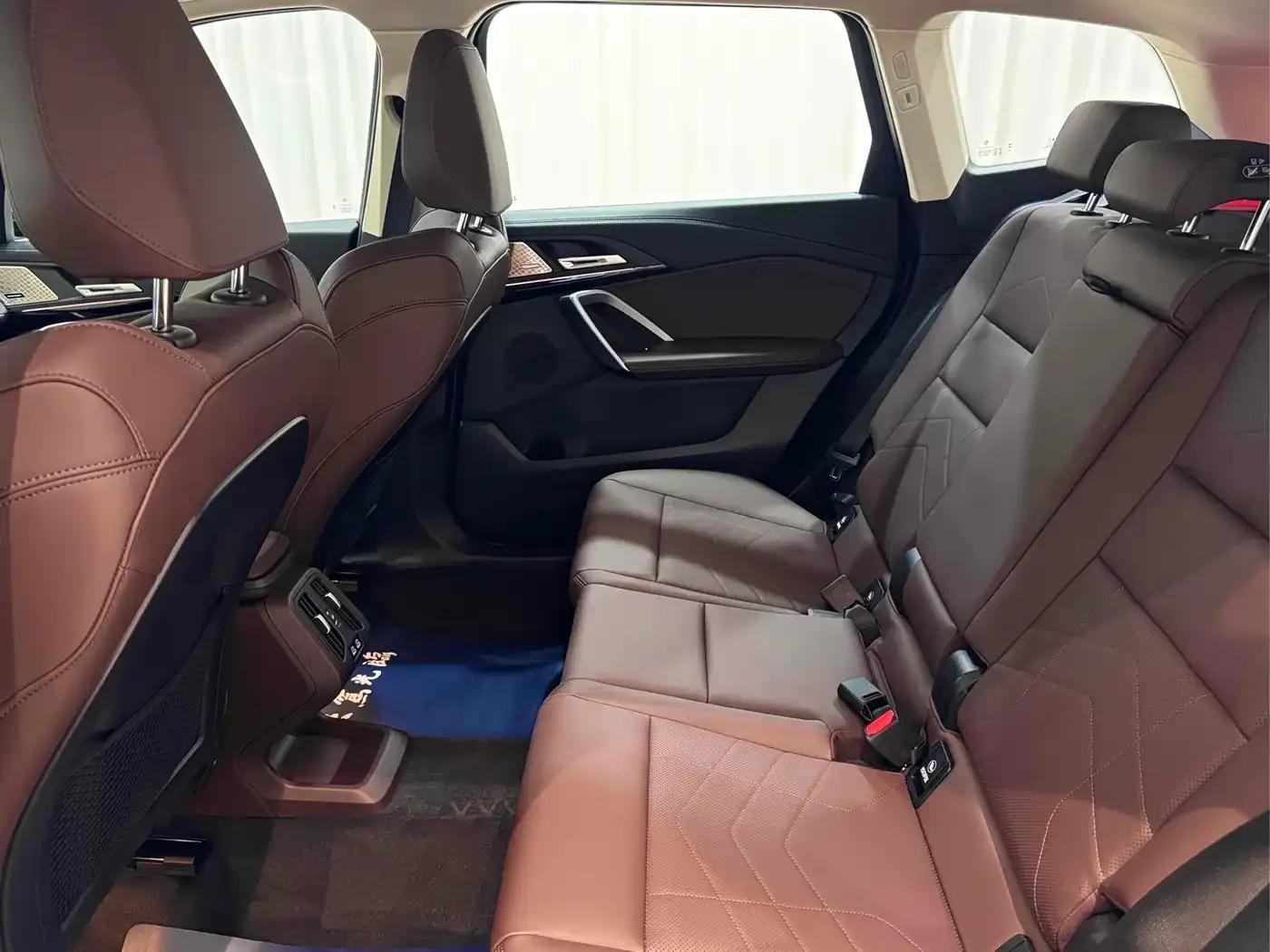 2024 BMW X1 sDrive25Li M Sport Package — миниатюра 14