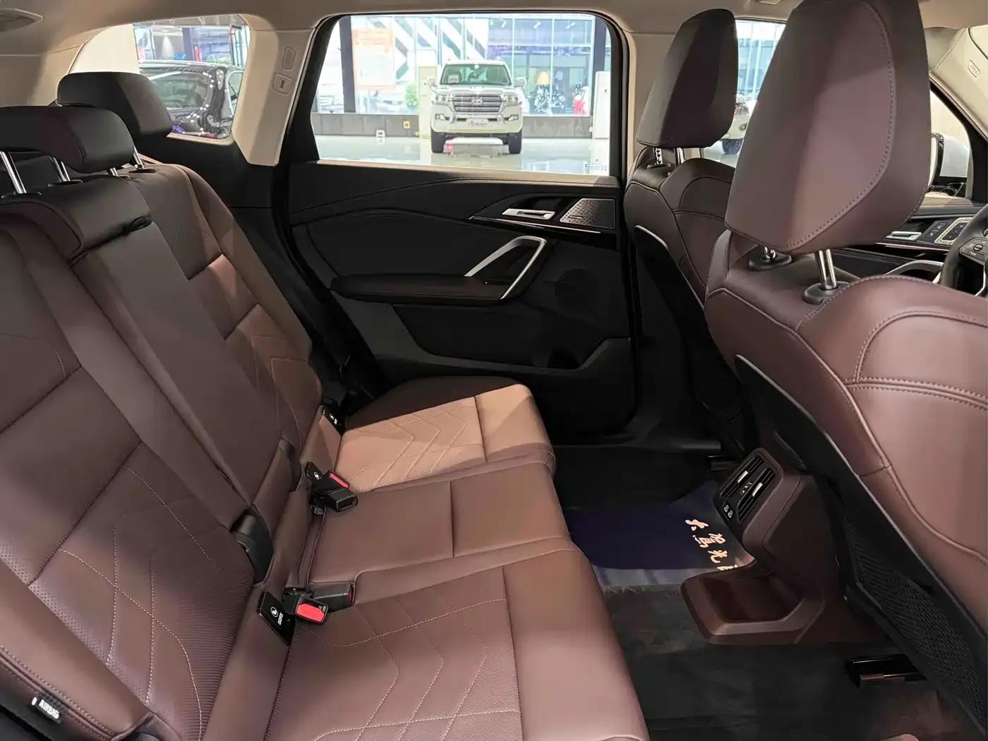 2024 BMW X1 sDrive25Li M Sport Package — миниатюра 15