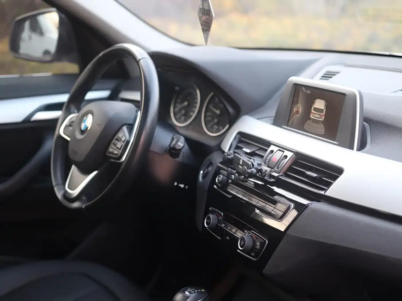 BMW X1 2016 sDrive18Li Fashion Edition — миниатюра 22