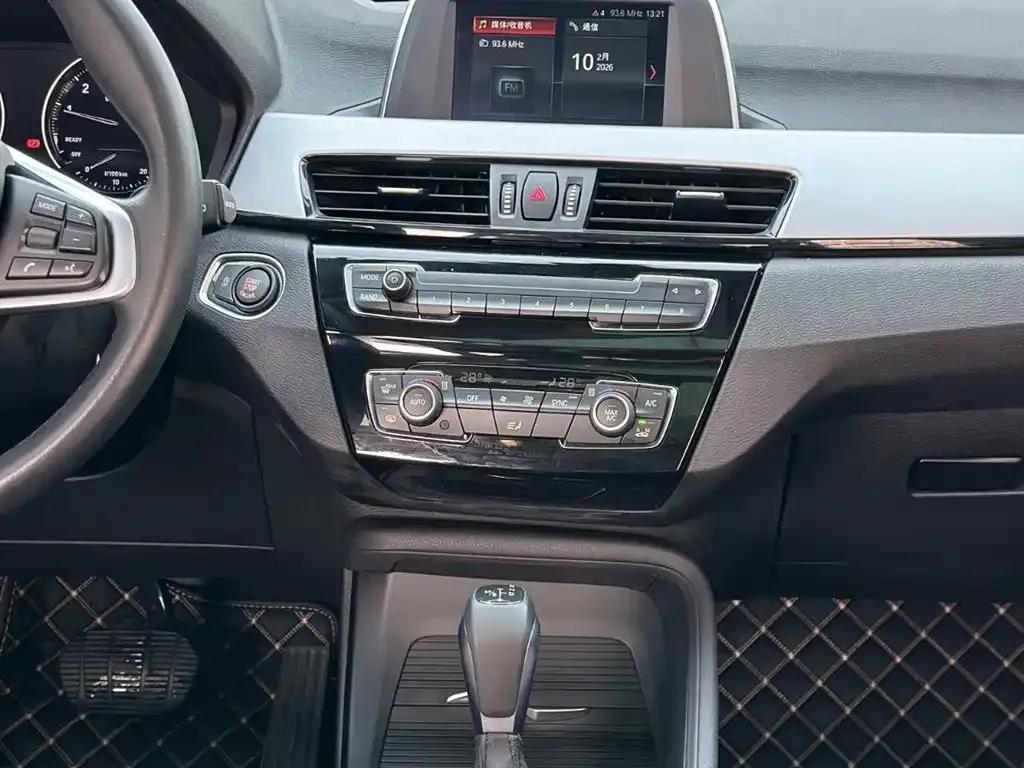 BMW X1 2019 sDrive18Li Fashion Edition — миниатюра 18