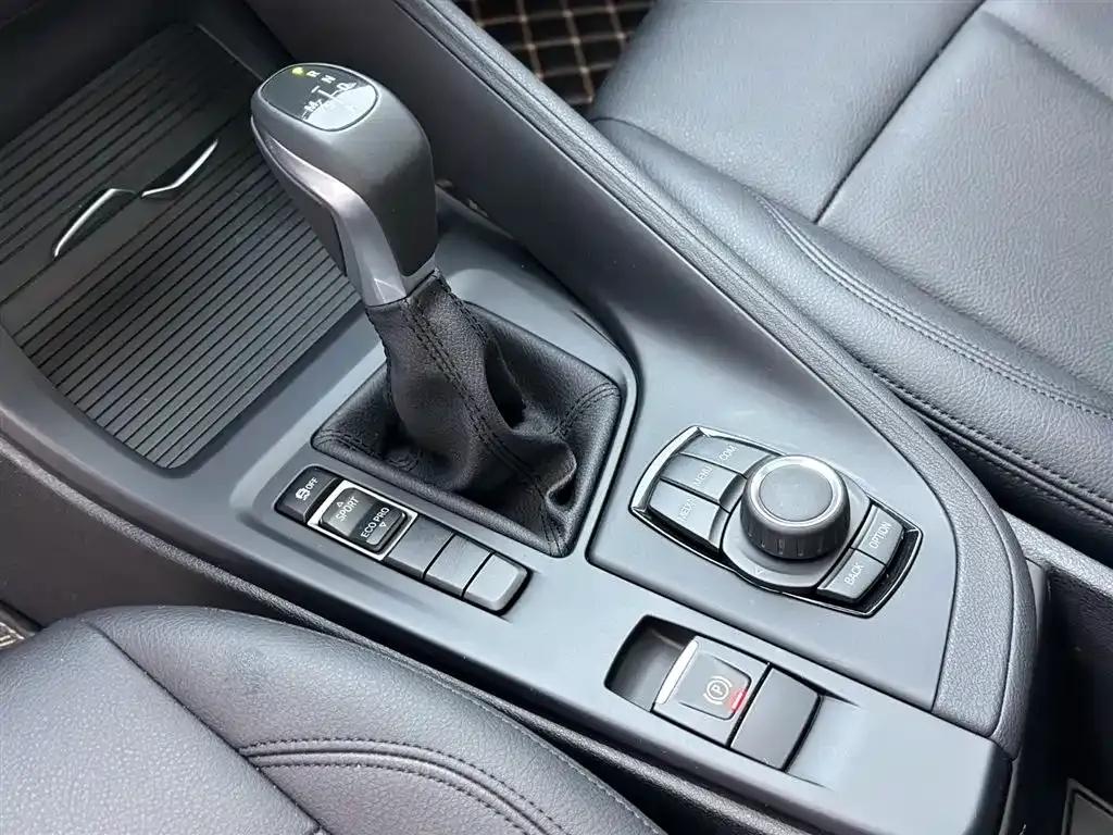 BMW X1 2019 sDrive18Li Fashion Edition — миниатюра 19