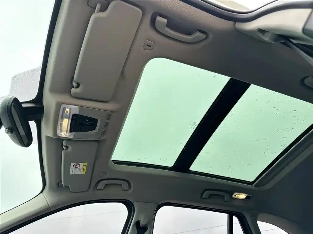 BMW X1 2019 sDrive18Li Fashion Edition — миниатюра 22