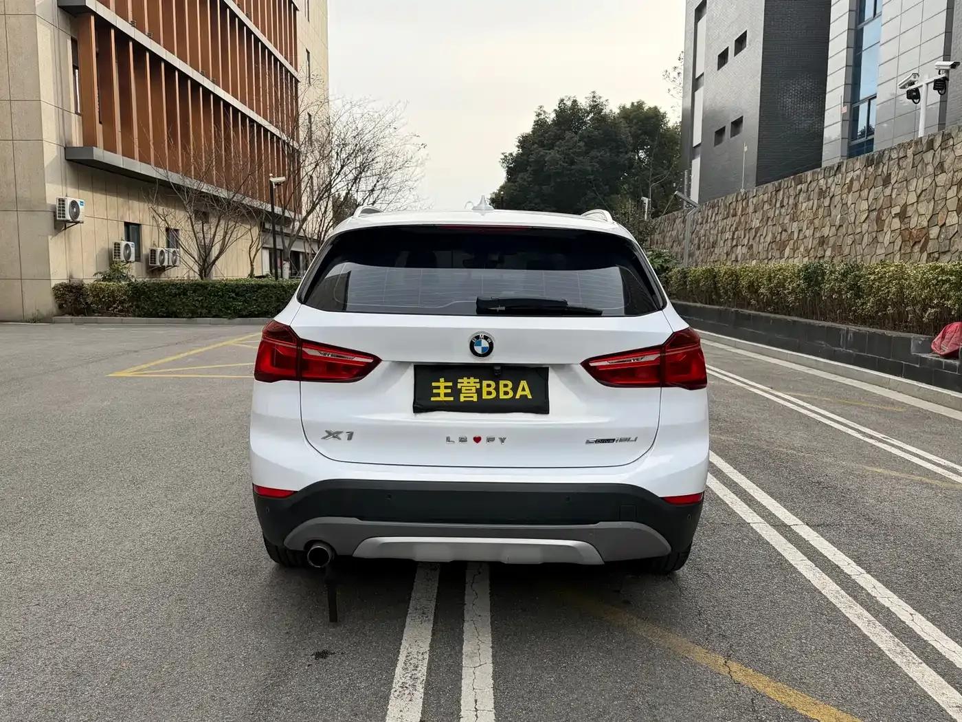 BMW X1 2018 sDrive18Li Premium — миниатюра 22