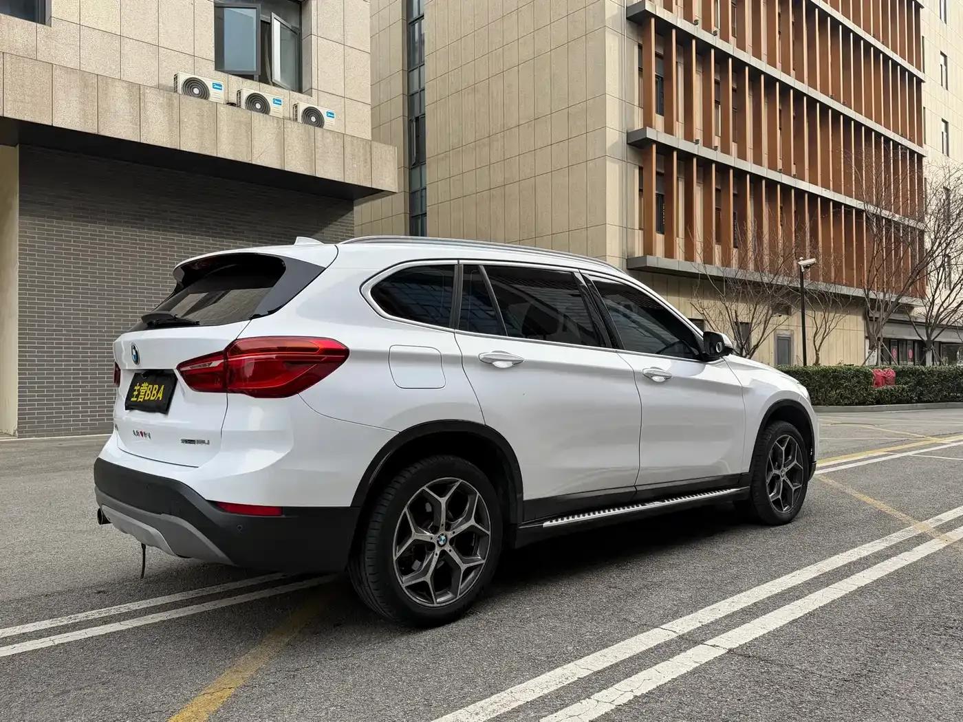 BMW X1 2018 sDrive18Li Premium — миниатюра 23