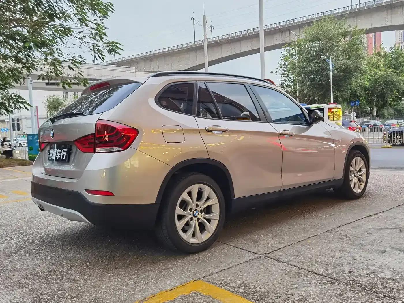 BMW X1 2013 sDrive18i Fashion Edition — миниатюра 4