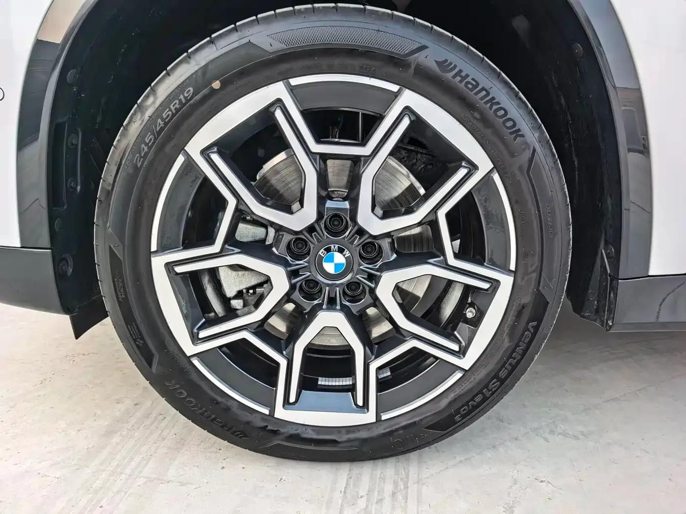 BMW X1 2025 sDrive25Li X Design Package — миниатюра 18