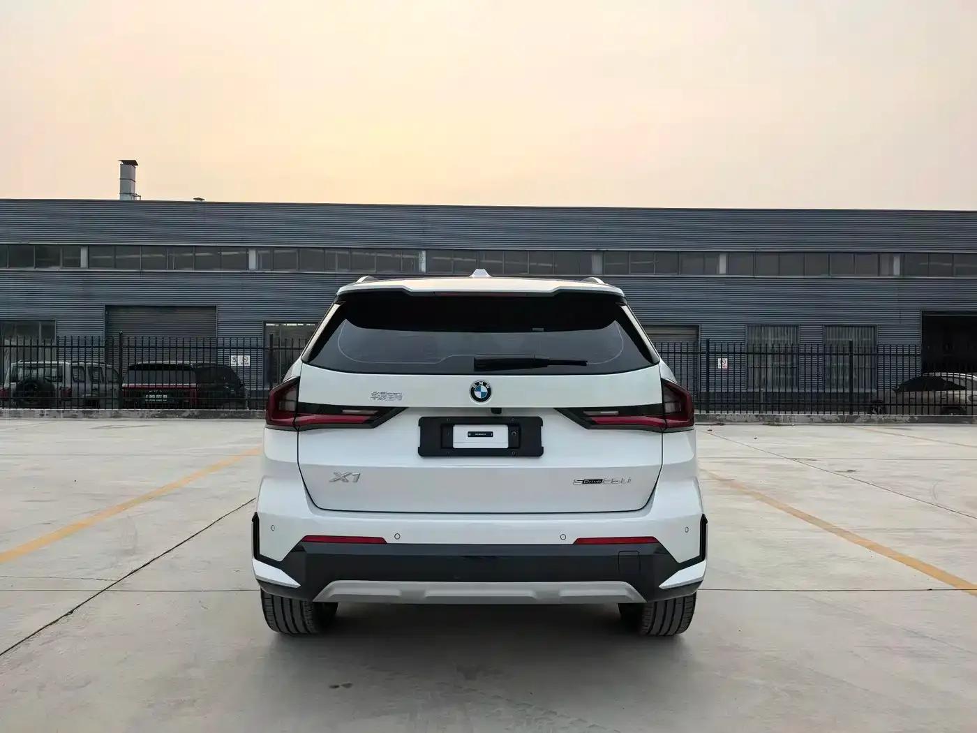 BMW X1 2025 sDrive25Li X Design Package — миниатюра 6