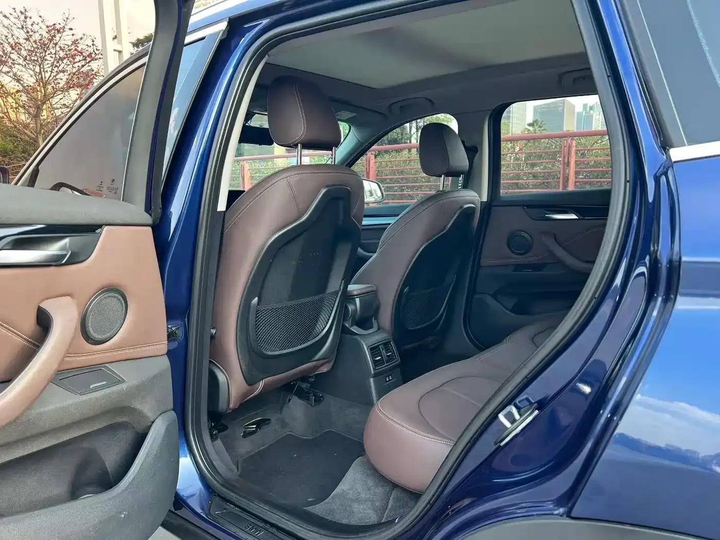 BMW X1 2020 sDrive25Li Leading Edition — миниатюра 7