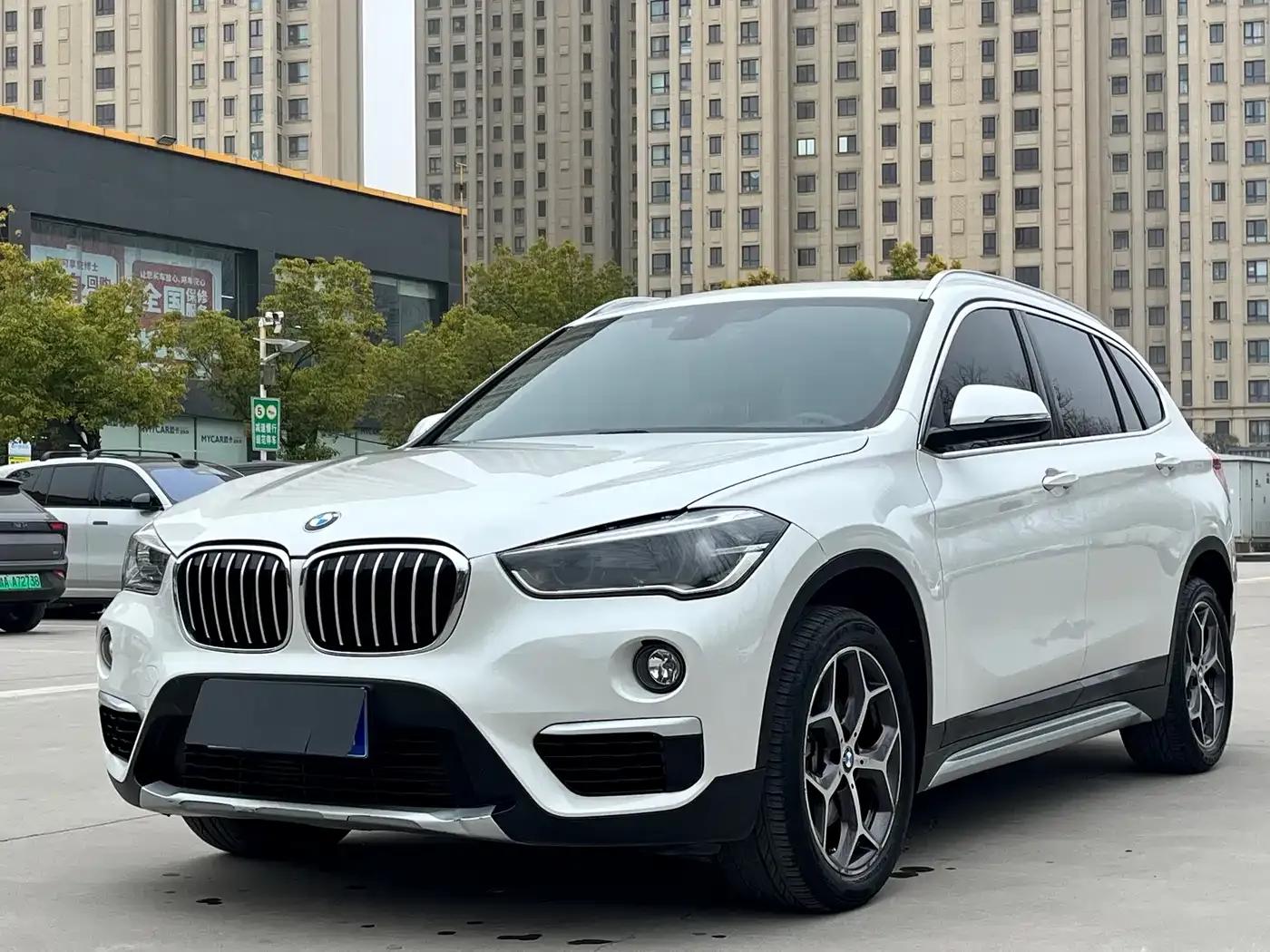 BMW X1 2019 sDrive18Li Premium — миниатюра 1