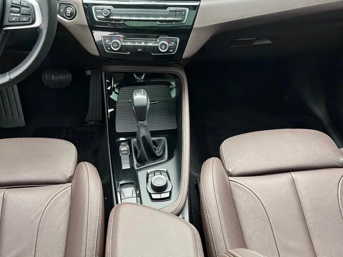 BMW X1 2019 sDrive18Li Premium — миниатюра 19