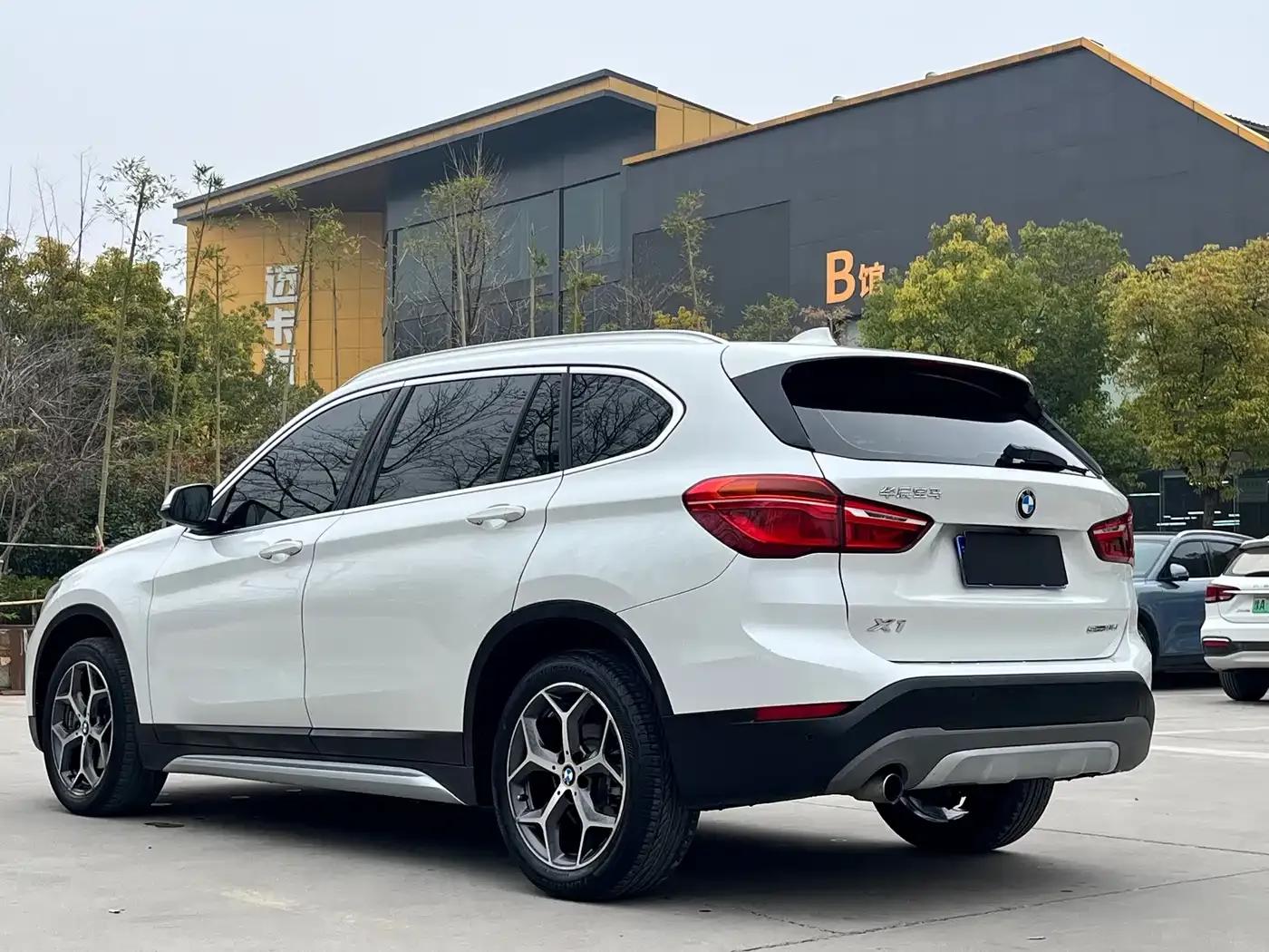 BMW X1 2019 sDrive18Li Premium — миниатюра 7
