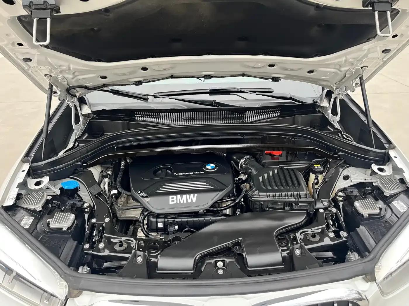 BMW X1 2019 sDrive18Li Premium — миниатюра 10