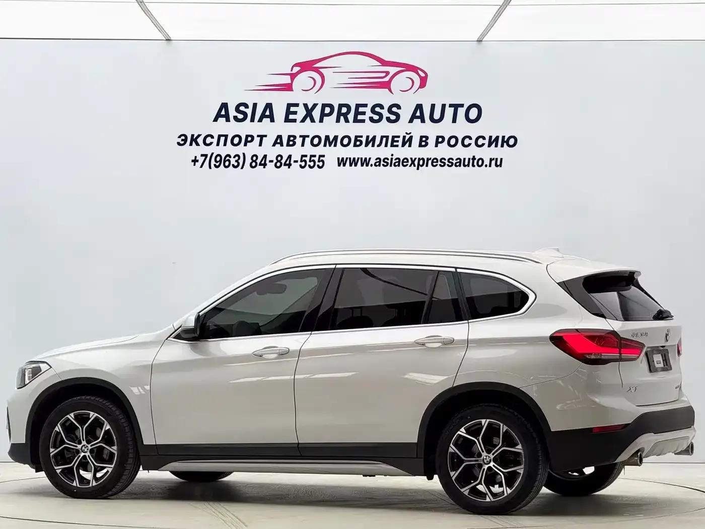 BMW X1 2022 sDrive20Li Fashion Edition — миниатюра 6