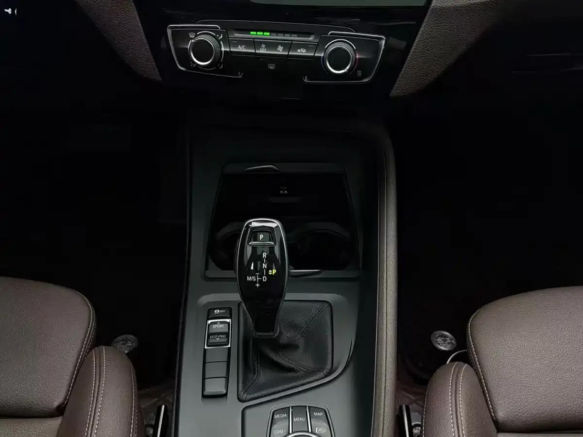 BMW X1 2022 sDrive20Li Fashion Edition — миниатюра 10