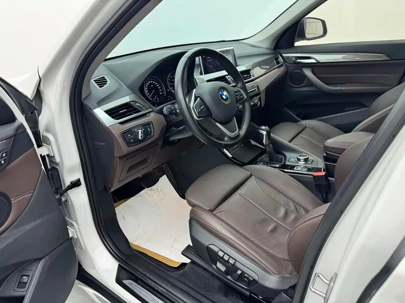 BMW X1 2019 xDrive20Li Premium — миниатюра 12