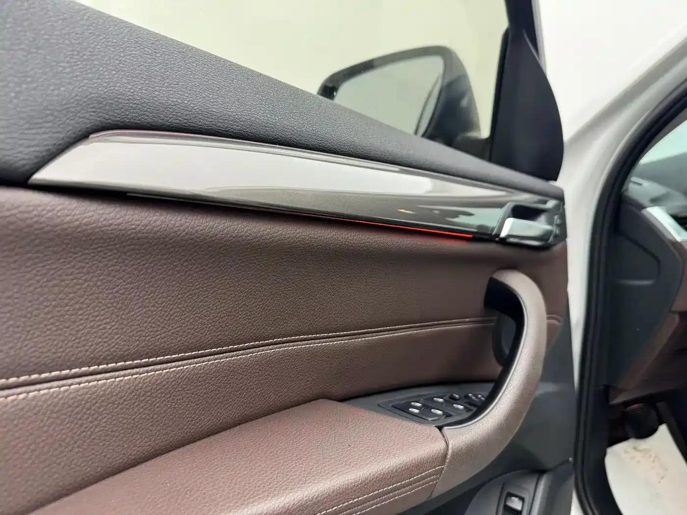 BMW X1 2019 xDrive20Li Premium — миниатюра 16