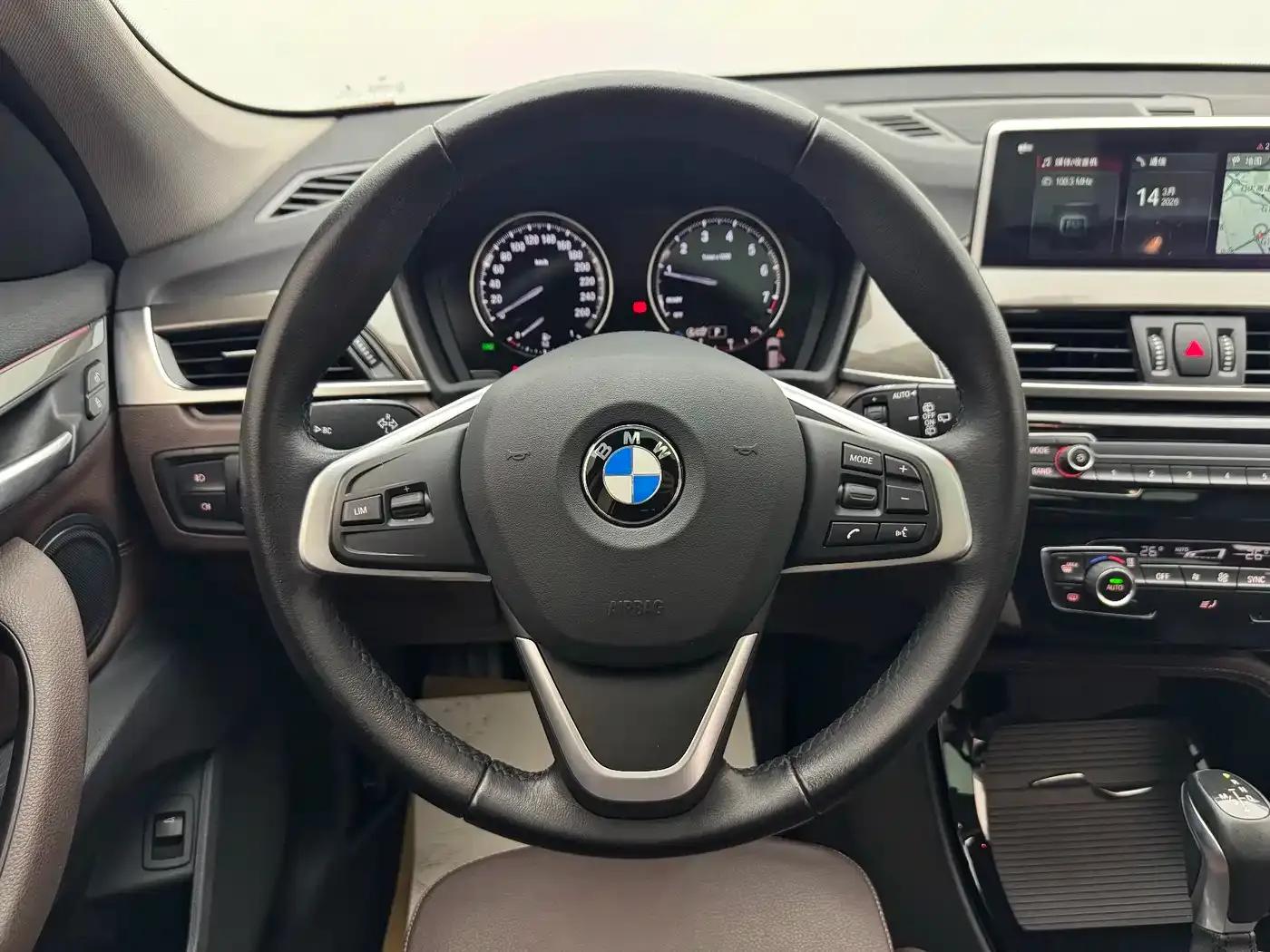 BMW X1 2019 xDrive20Li Premium — миниатюра 26