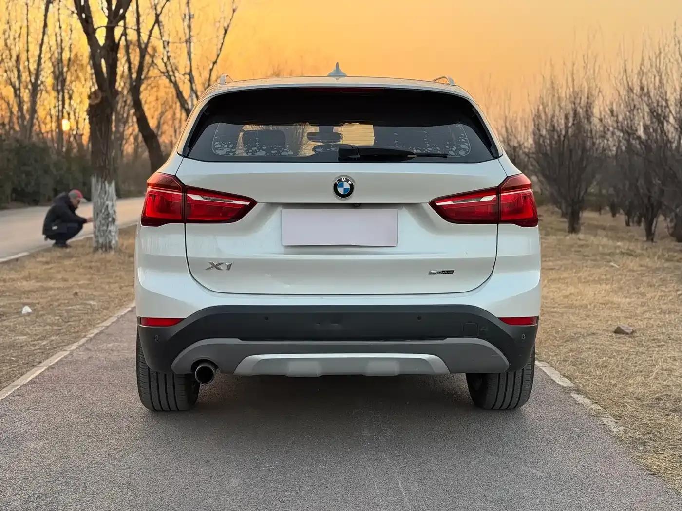 BMW X1 2019 sDrive18Li Premium — миниатюра 6