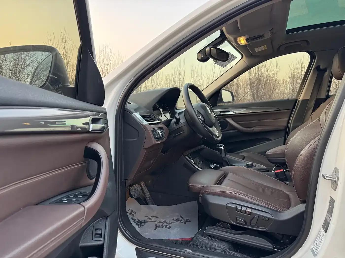 BMW X1 2019 sDrive18Li Premium — миниатюра 8