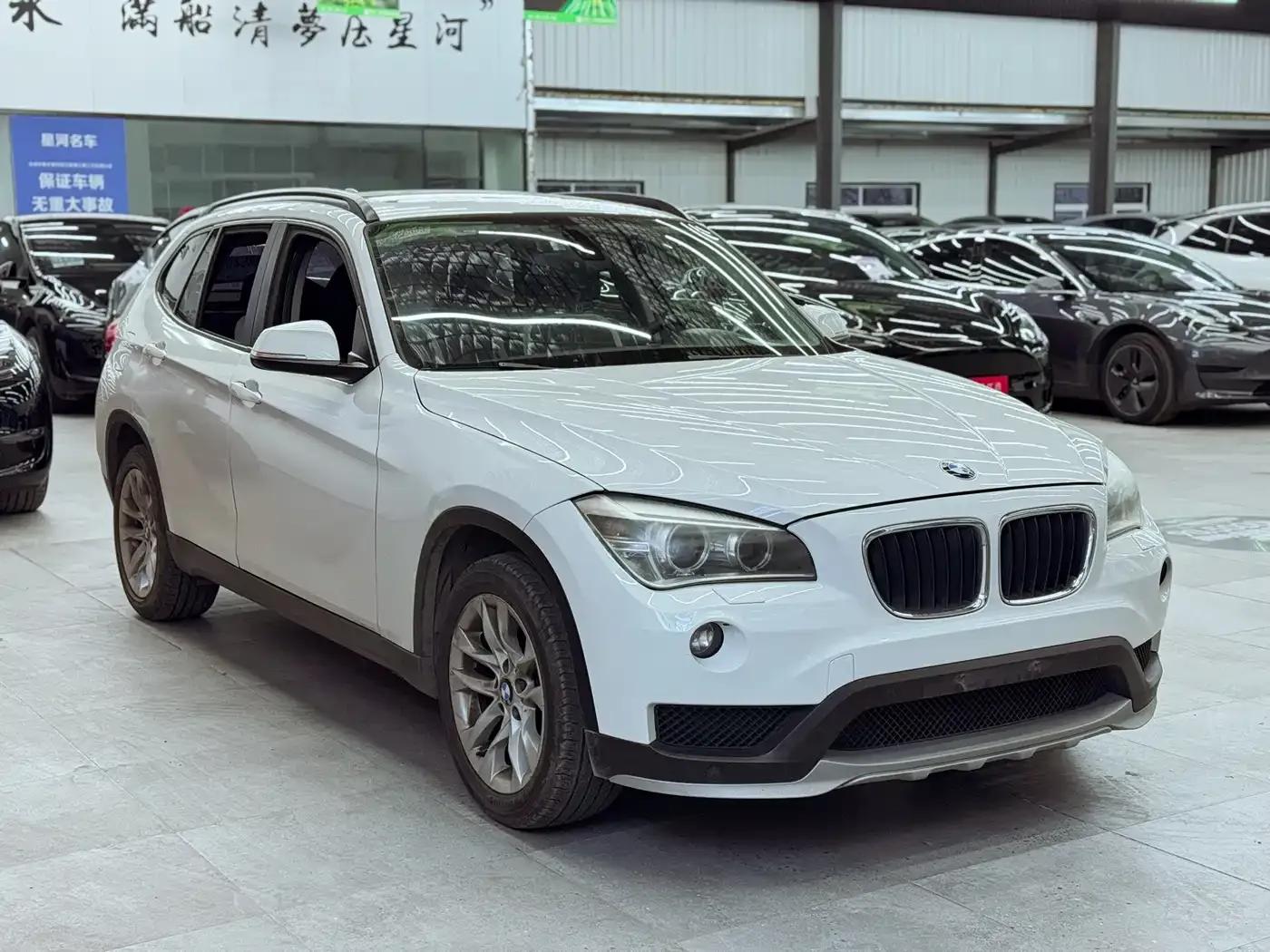 BMW X1 2014 sDrive18i Leading Edition — миниатюра 3