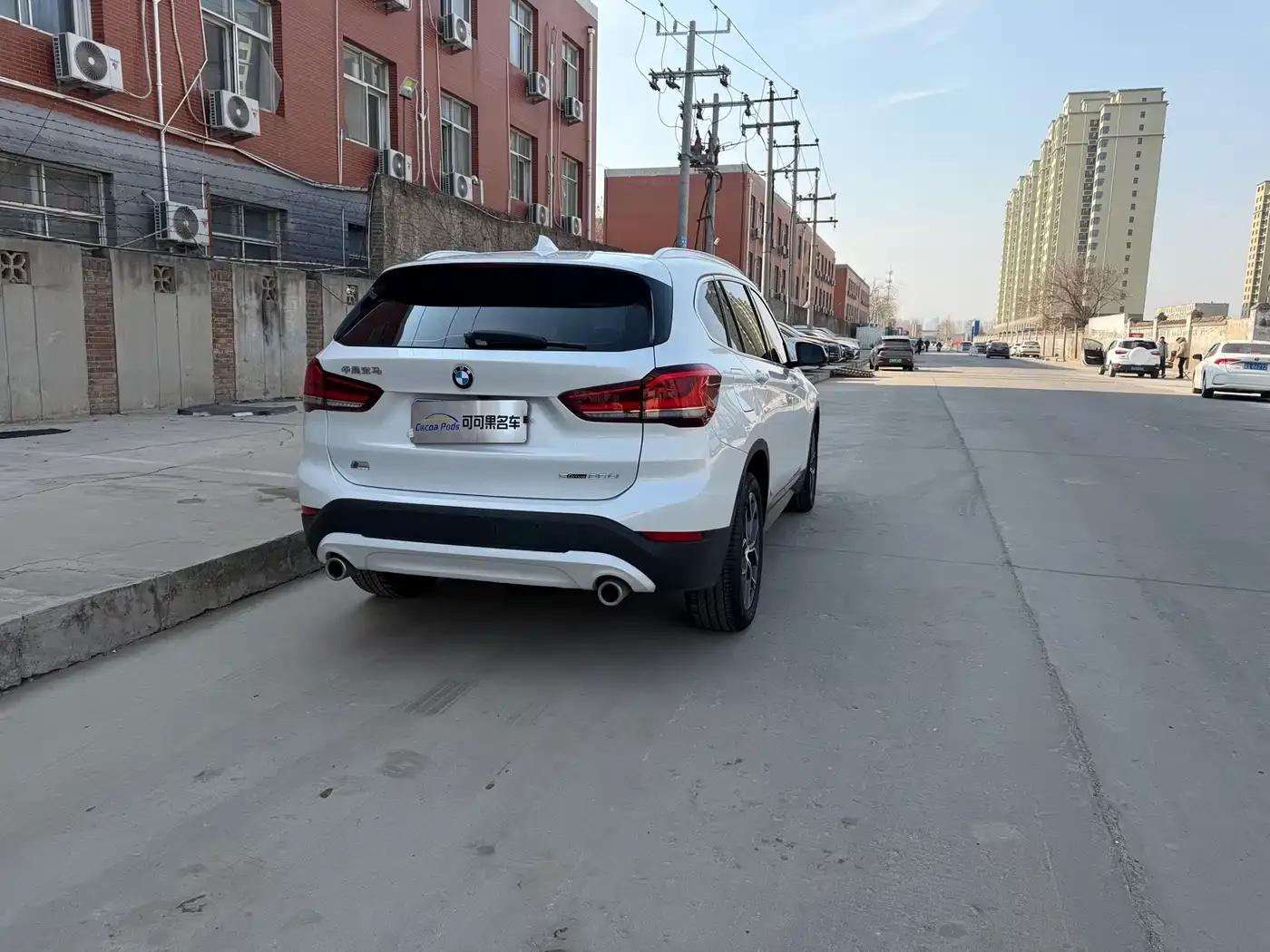BMW X1 2022 sDrive25Li Leading Edition — миниатюра 5