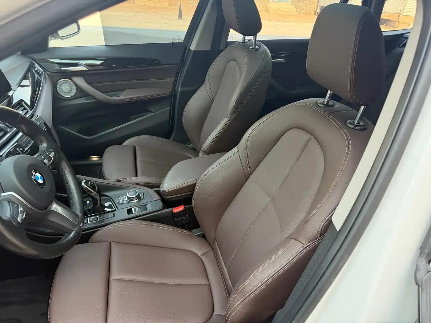 BMW X1 2022 sDrive25Li Leading Edition — миниатюра 8