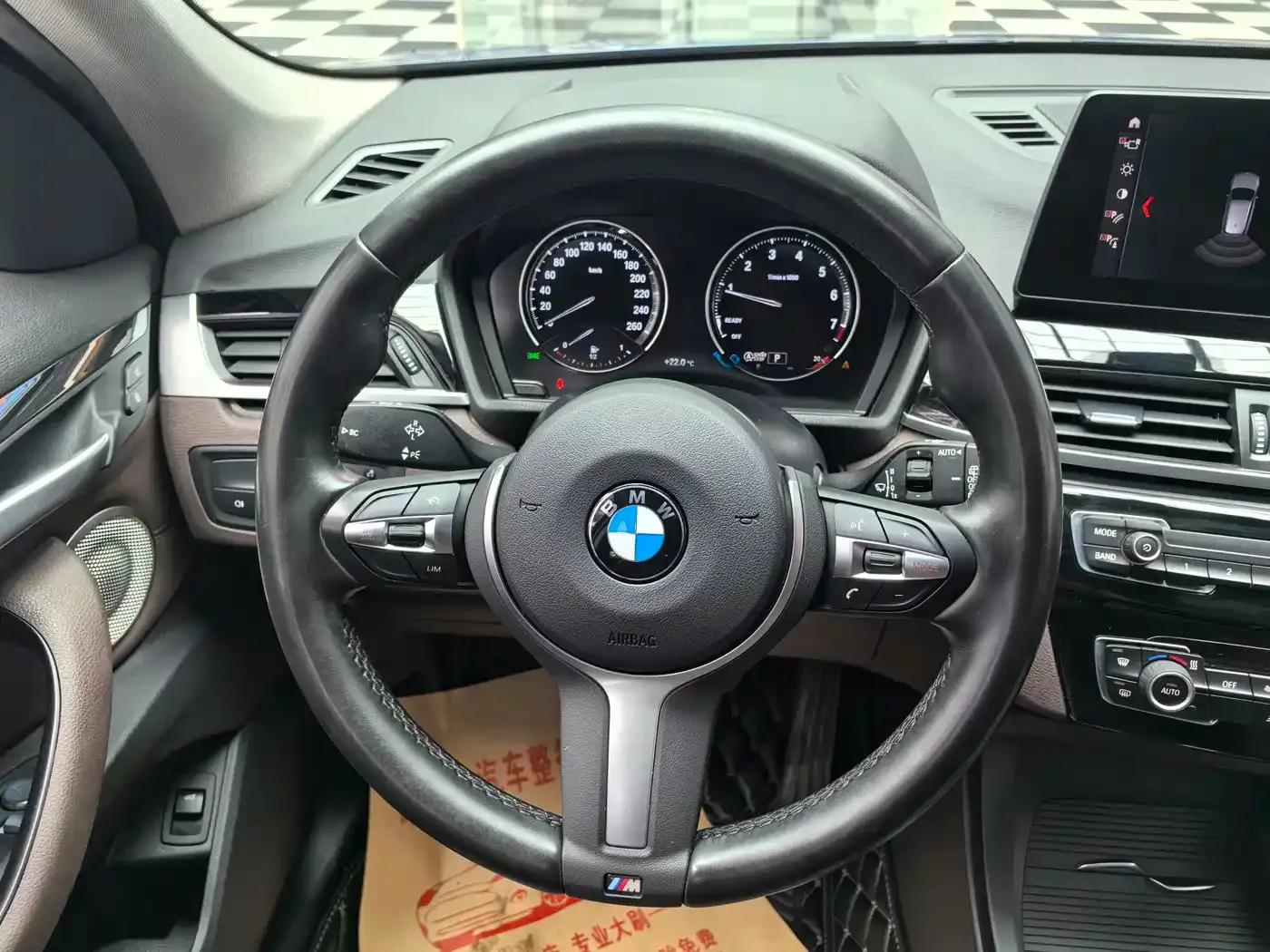 BMW X1 2021 sDrive25Li Leading Edition — миниатюра 14