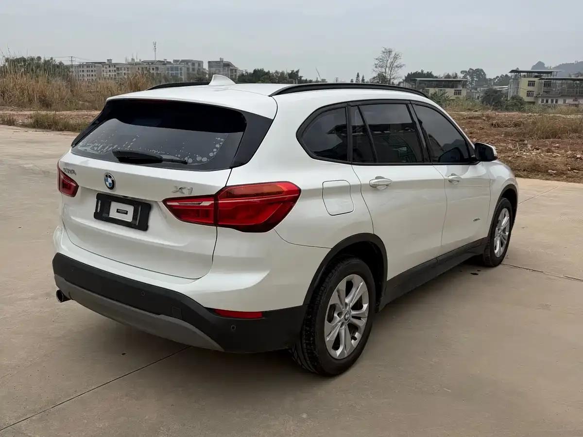BMW X1 2016 sDrive18Li Premium — миниатюра 4
