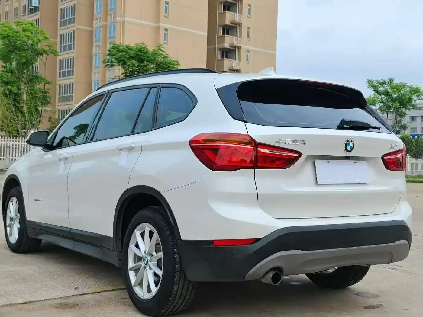 BMW X1 2016 sDrive18Li Fashion Edition — миниатюра 4