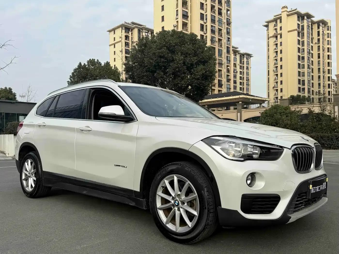 BMW X1 2018 sDrive18Li Fashion Edition — миниатюра 3