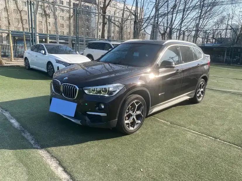 BMW X1 2018 sDrive18Li Premium — миниатюра 1
