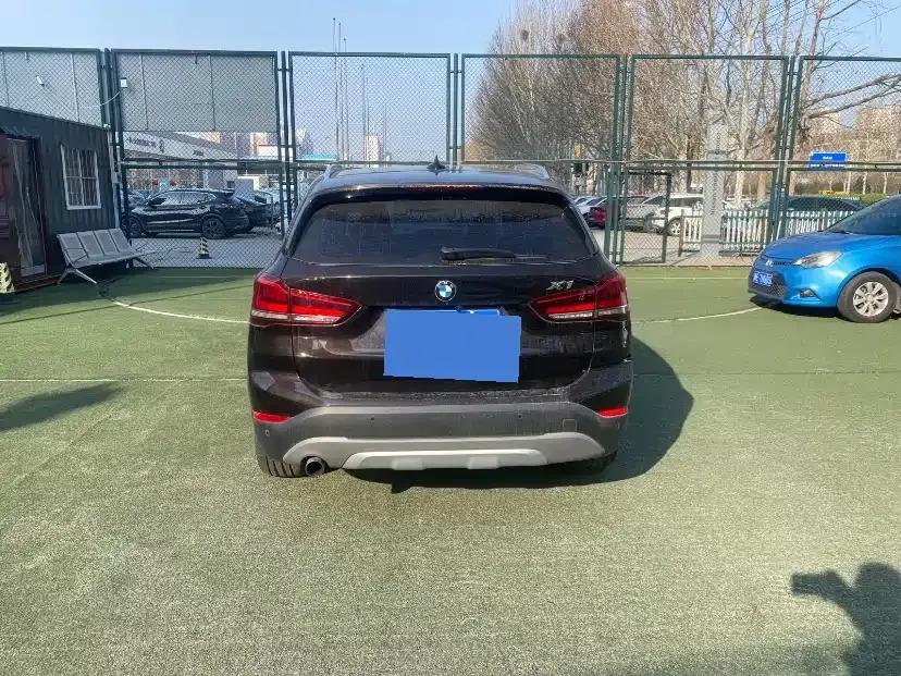 BMW X1 2018 sDrive18Li Premium — миниатюра 6