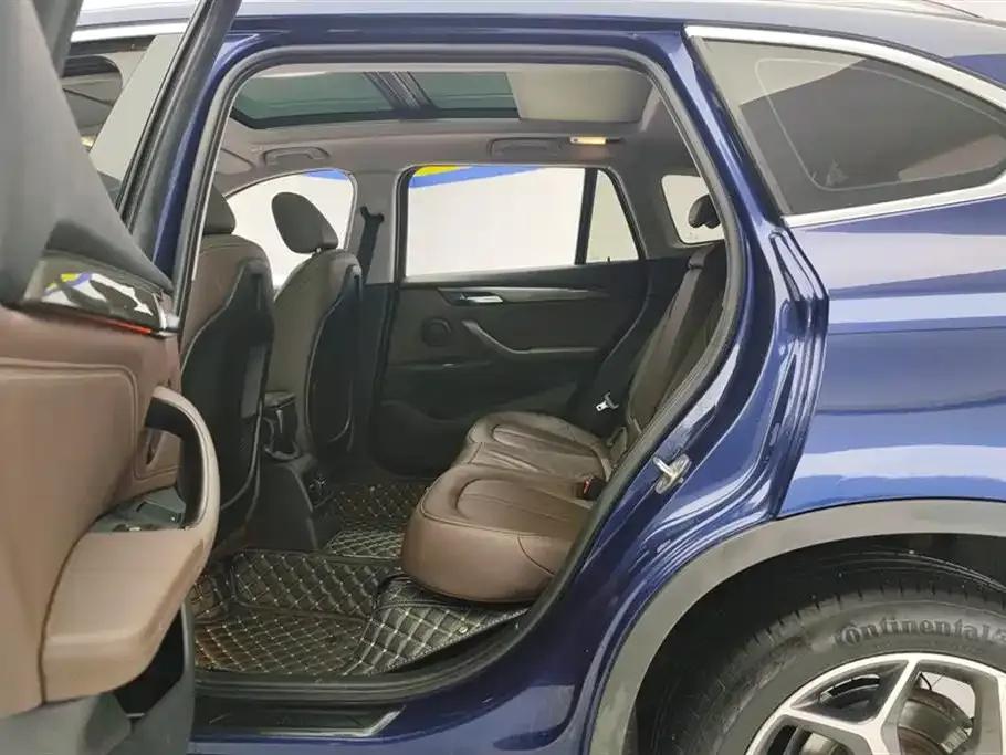 BMW X1 2019 sDrive18Li Premium — миниатюра 11
