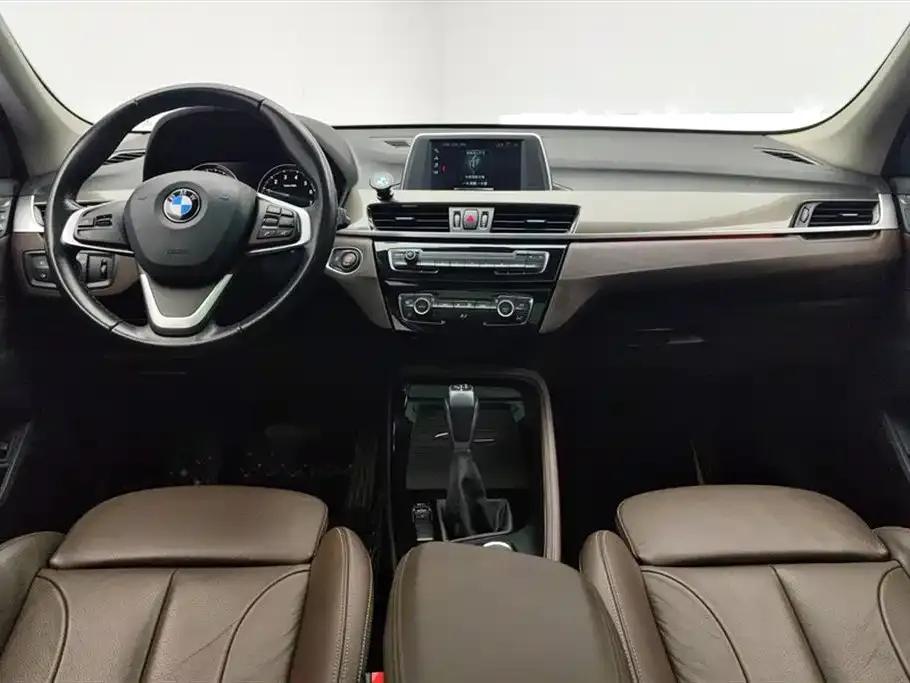 BMW X1 2019 sDrive18Li Premium — миниатюра 12