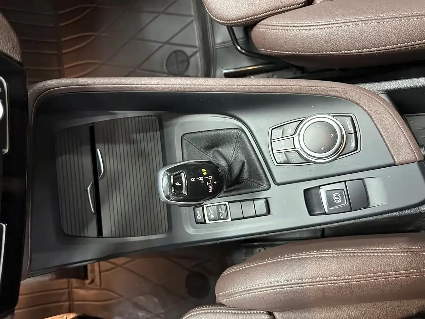 BMW X1 2021 sDrive20Li Fashion Edition — миниатюра 12