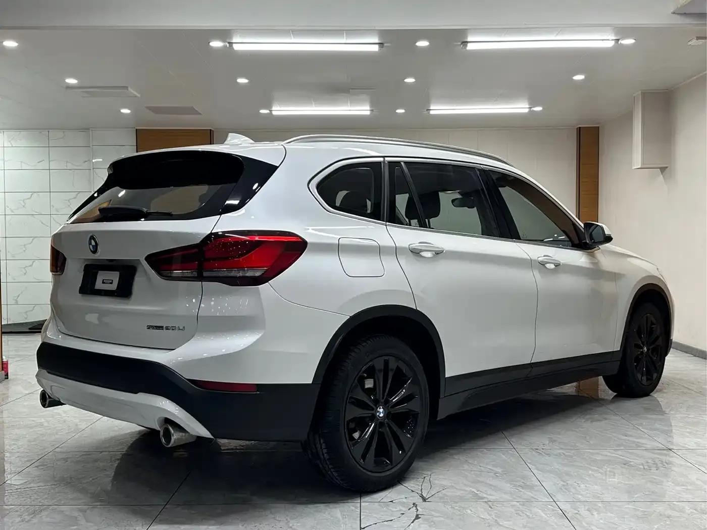BMW X1 2021 sDrive20Li Fashion Edition — миниатюра 4
