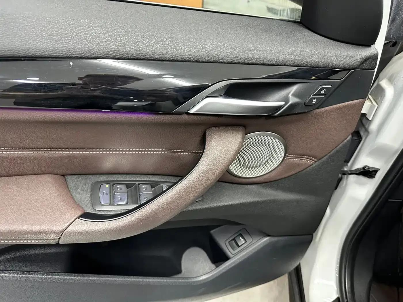 BMW X1 2021 sDrive20Li Fashion Edition — миниатюра 8