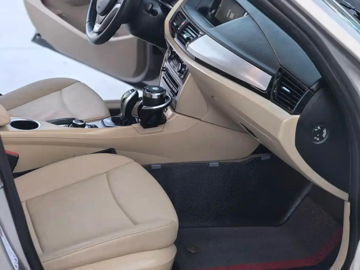 BMW X1 2014 sDrive18i Leading Edition — миниатюра 11