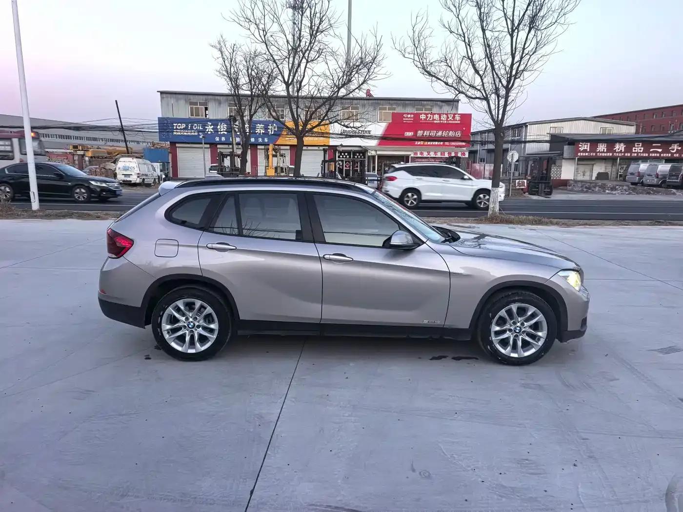 BMW X1 2014 sDrive18i Leading Edition — миниатюра 8