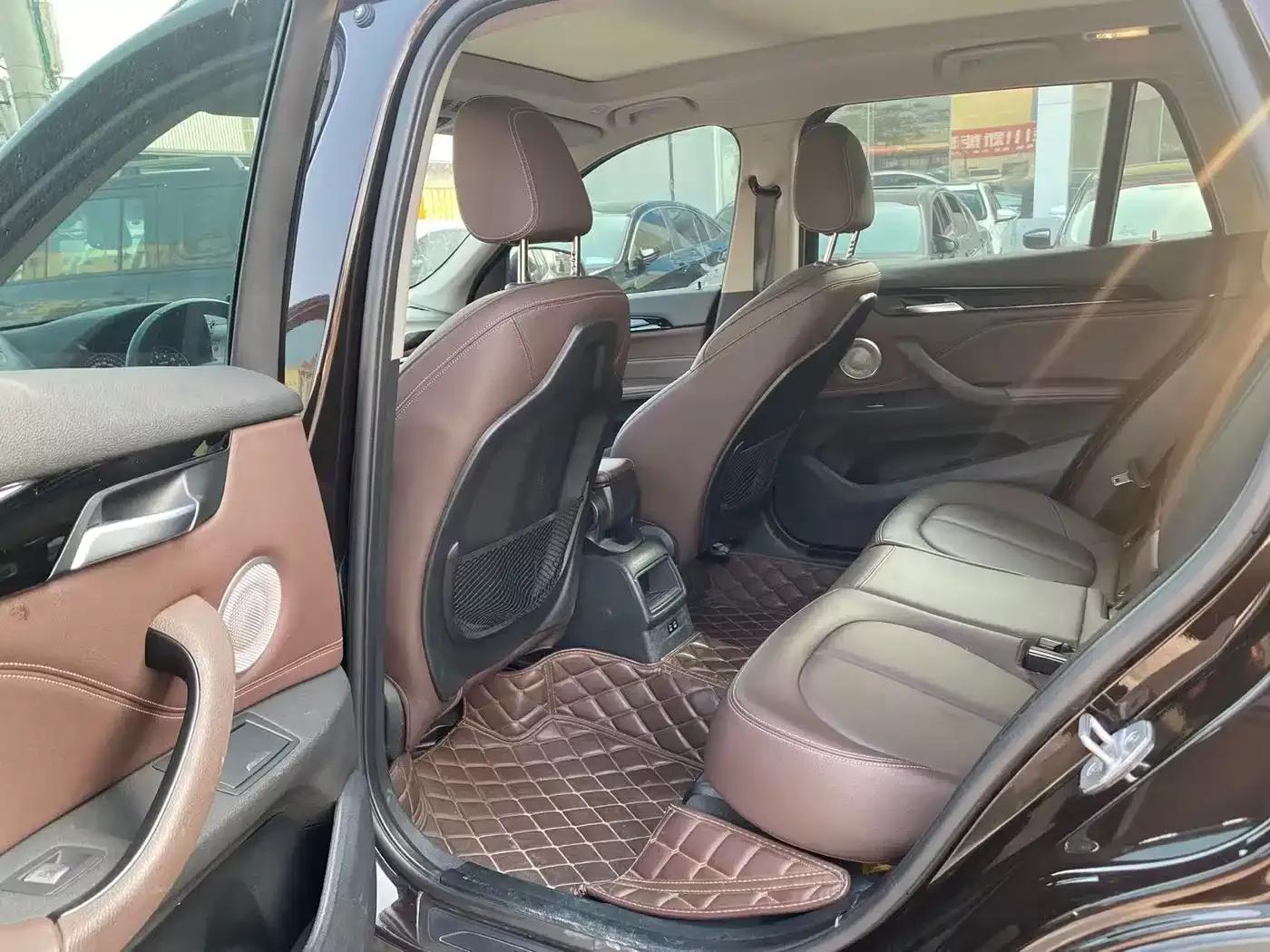 BMW X1 2021 sDrive20Li Fashion Edition — миниатюра 3