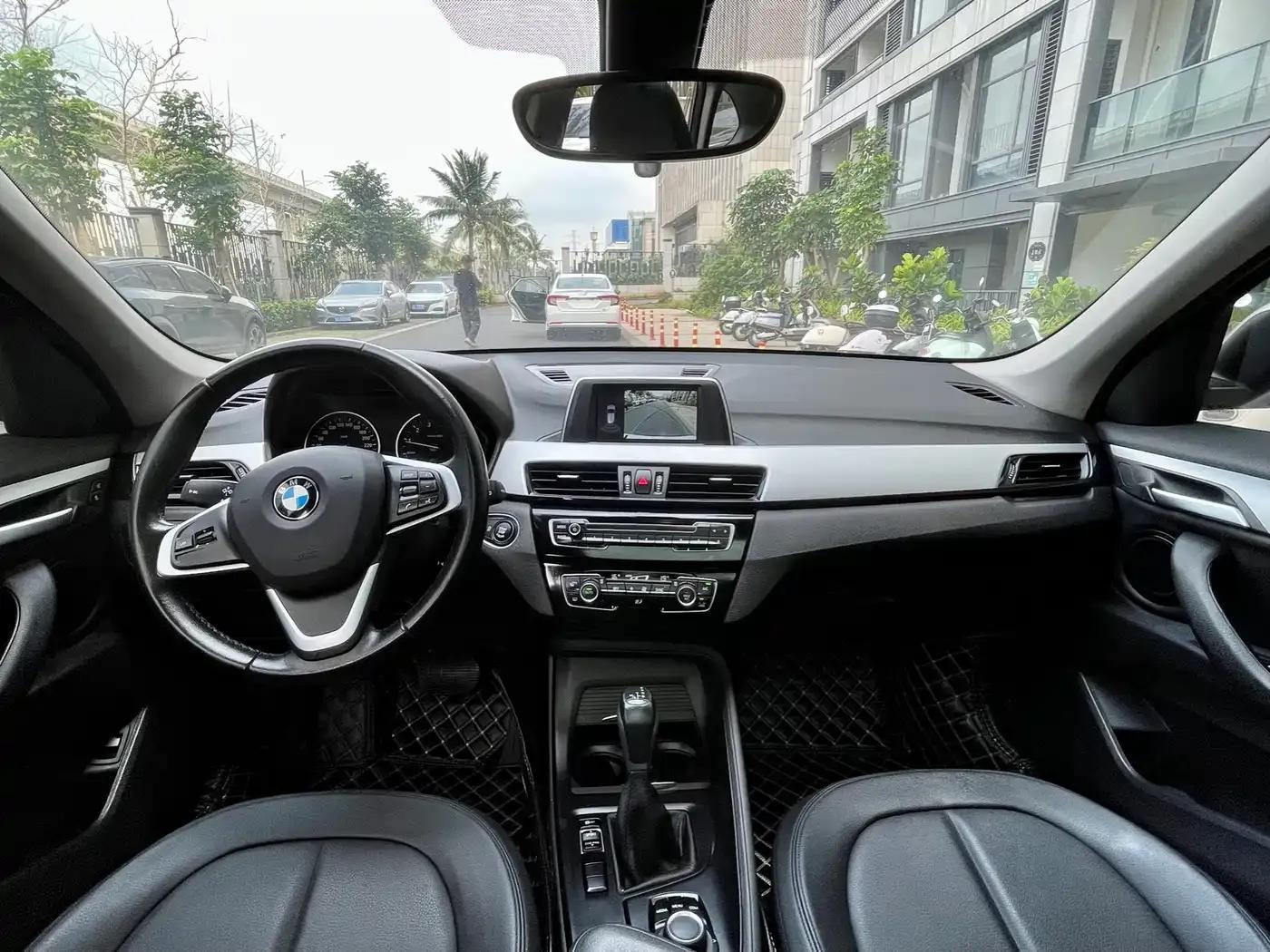 BMW X1 2018 sDrive20Li Leading Edition — миниатюра 6
