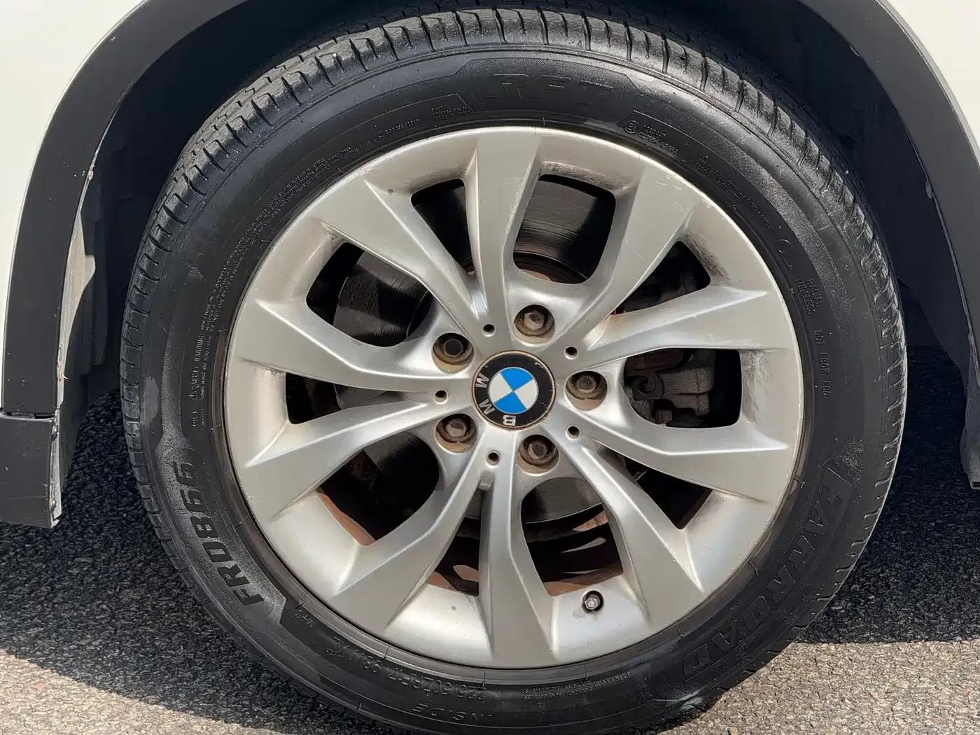 BMW X1 2013 sDrive18i Fashion Edition — миниатюра 21