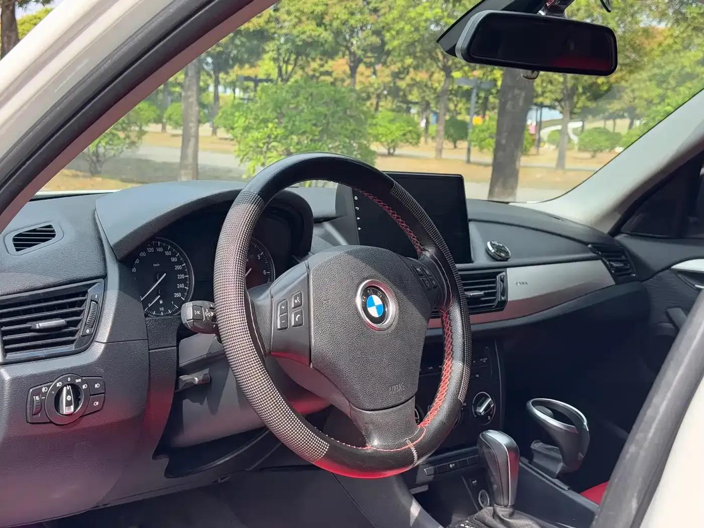 BMW X1 2013 sDrive18i Fashion Edition — миниатюра 8